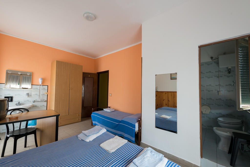 Hotel Geppi Pietra Ligure Camera foto
