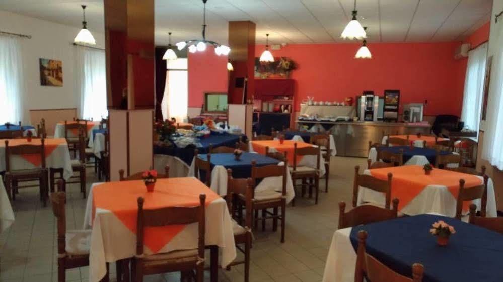 Hotel Geppi Pietra Ligure Esterno foto